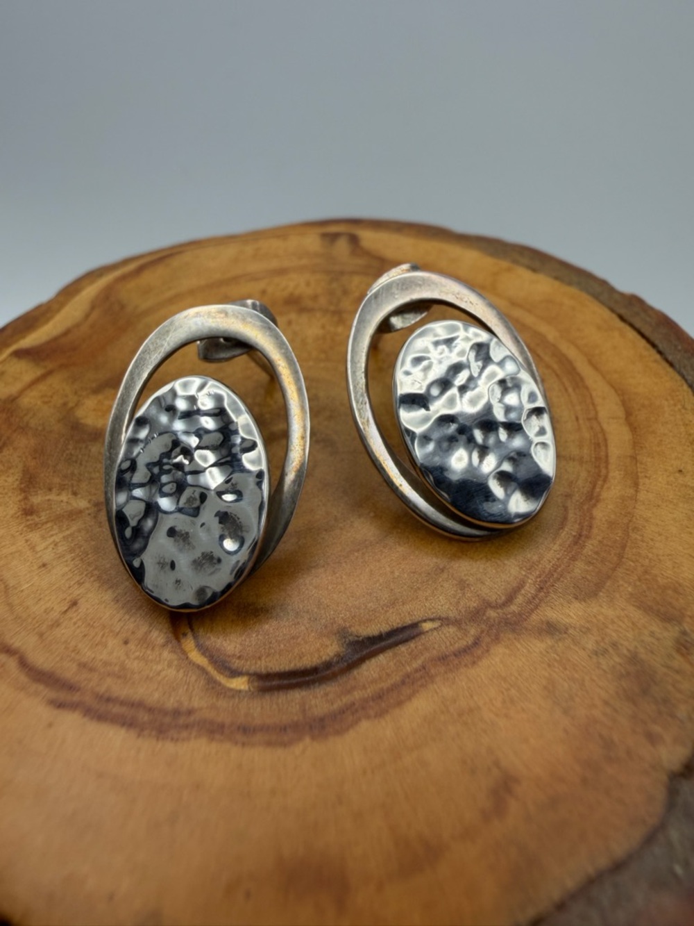 Hammered Oval Sterling Silver Earrings 4.5g